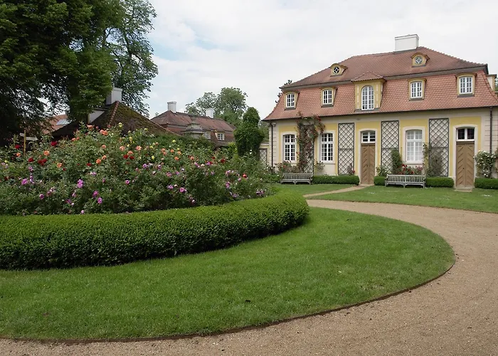 Schloss 4*