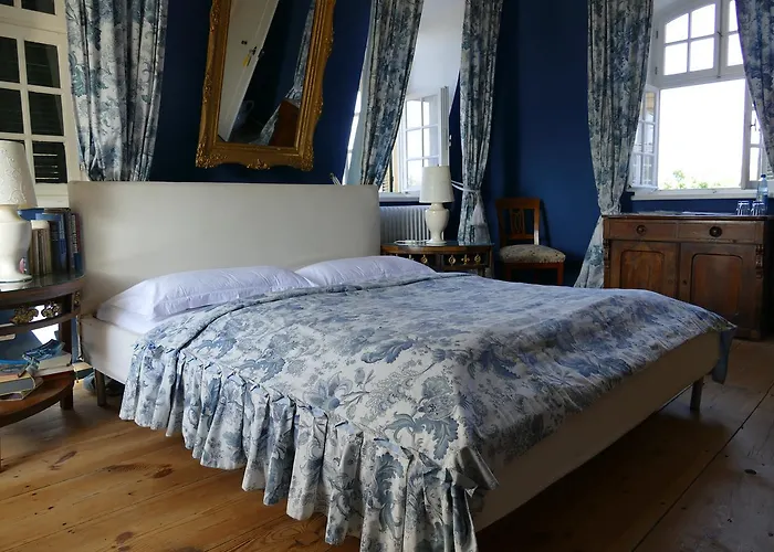Schloss Hotel 4*